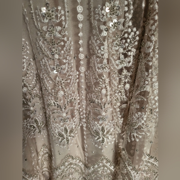 INDIAN BRIDAL OUTFIT - Picture 11 of 14